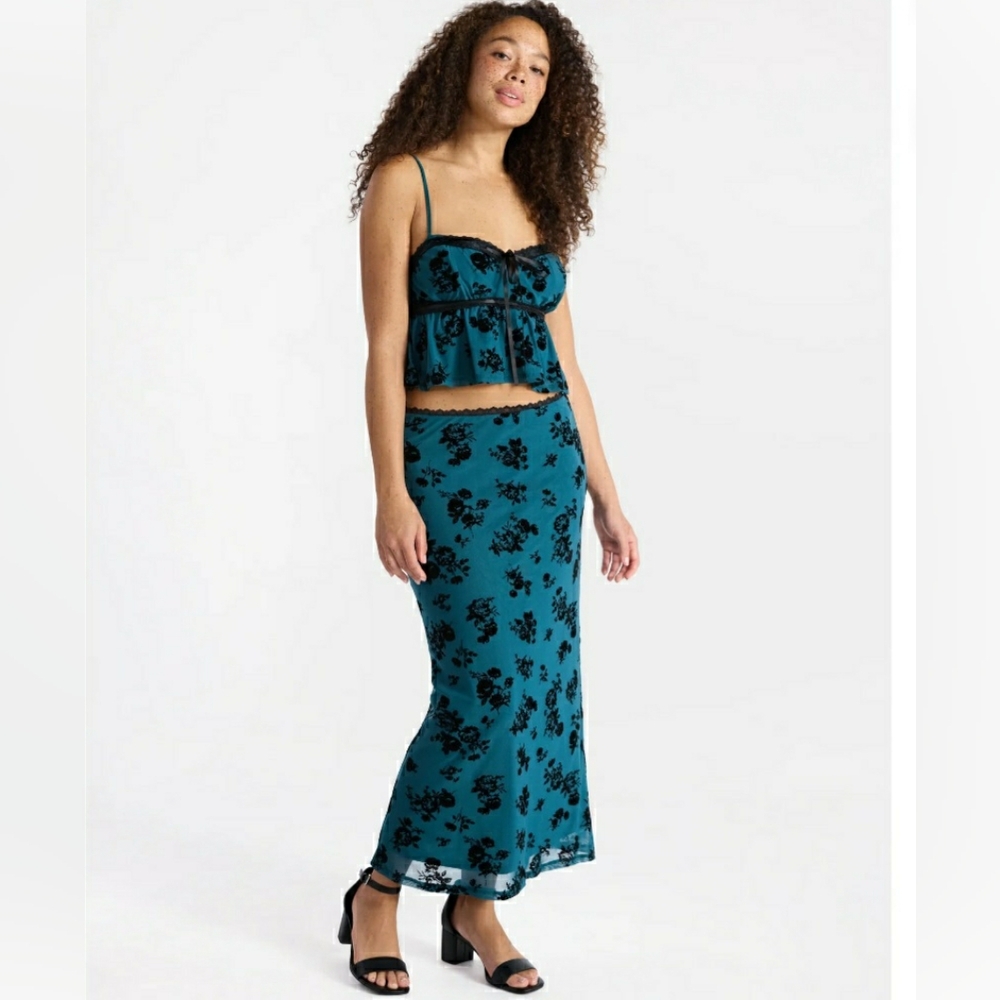 Blue-Green With Black Floral Skirt/top Set